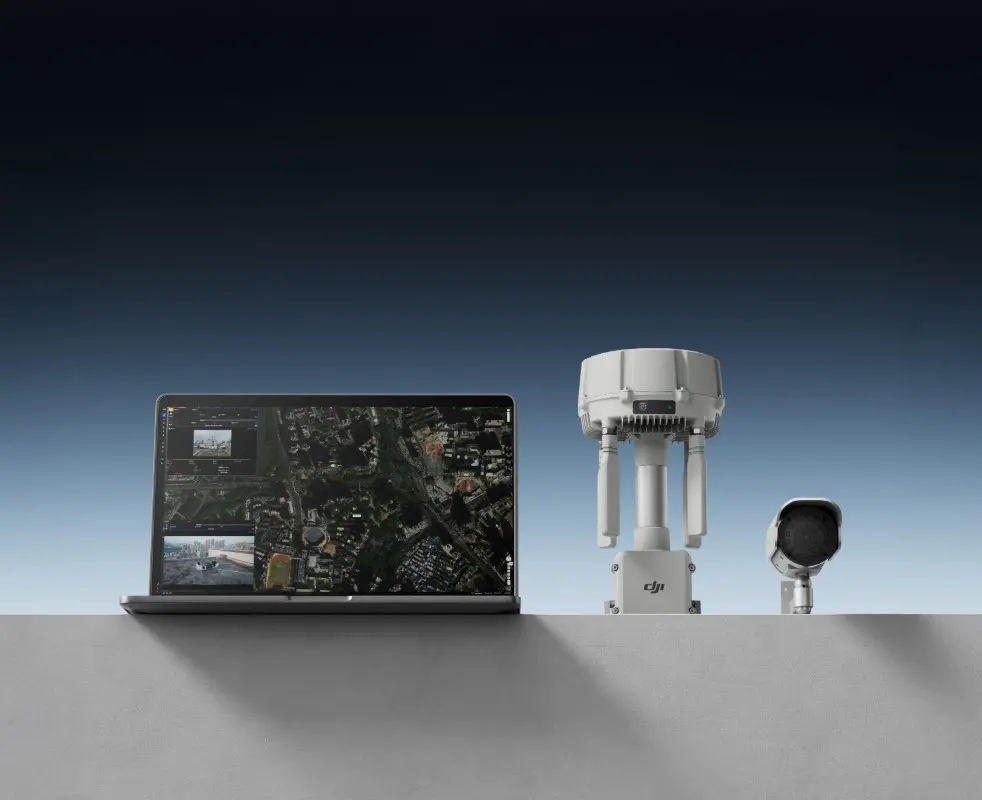 DJI O4 Ground Station with FlightHub 2 drone monitoring interface and security camera integration